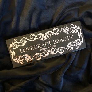 ❌ SOLD ❌ LOVECRAFT Beauty - Blush Palette